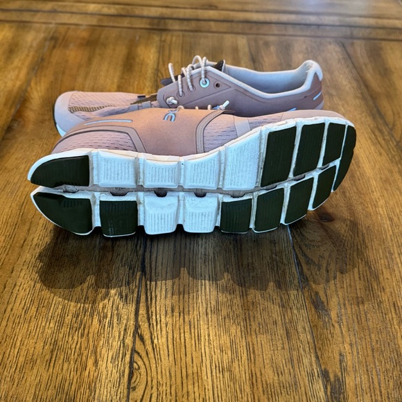 On Cloud Dusty Blush Pink/Rosebrown Camo Running Shoes w/Speed Lacing 8 - Picture 14 of 16
